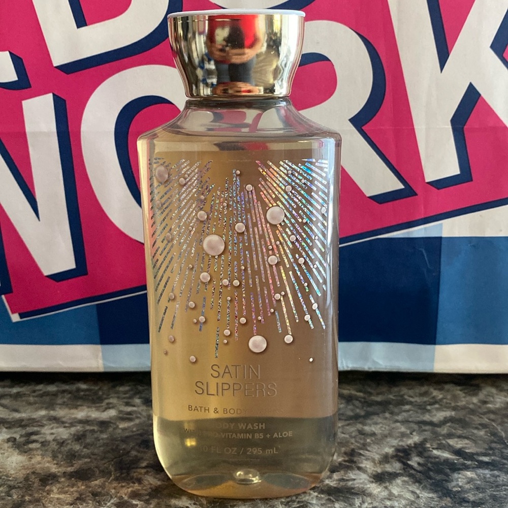 Bath & Body Works Satin Slippers